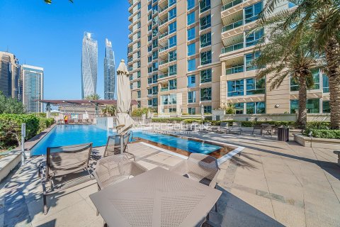Квартира с 2 спальнями в Emaar 6 Towers, ОАЭ №77945 19