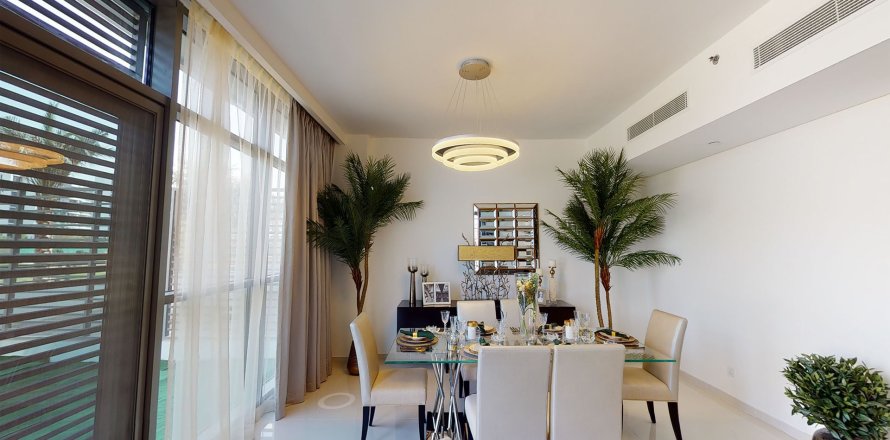 3 bedrooms Apartment in GOLF TOWN Dubai, UAE No. 95254