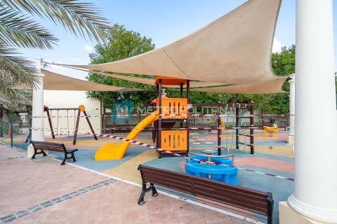 Townhouse de 3 dormitorios en Al Salam Street, UAE No. 79814 26