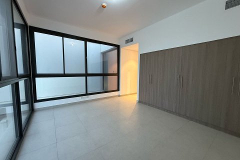 Townhouse de 3 dormitorios en Al Salam Street, UAE No. 79814 8