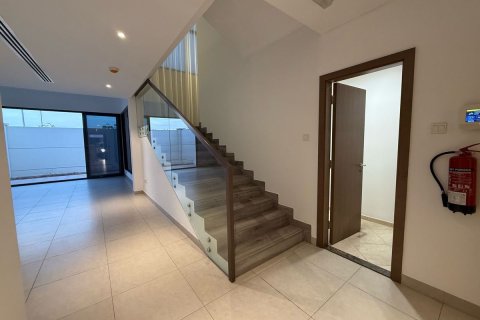 Townhouse de 3 dormitorios en Al Salam Street, UAE No. 79814 17
