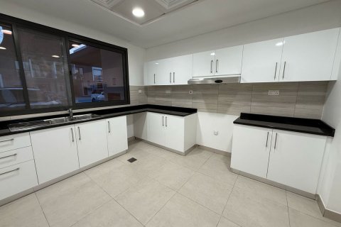 Townhouse de 3 dormitorios en Al Salam Street, UAE No. 79814 5