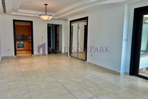 2 bedrooms Apartment in Doha, Qatar No. 58325 4