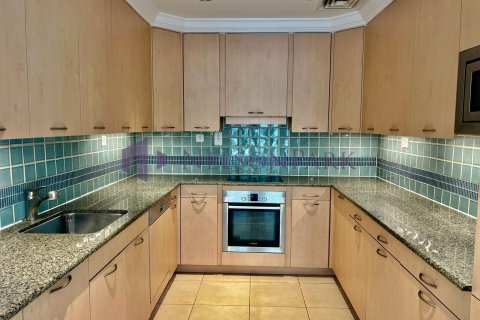 2 bedrooms Apartment in Doha, Qatar No. 58325 2