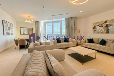 3 bedrooms Apartment in Doha, Qatar No. 58323 1