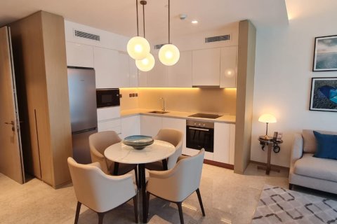 Квартира с 1 спальней в ADDRESS HARBOUR POINT, Дубай, ОАЭ №97395 1