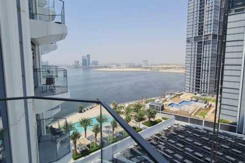 Квартира с 1 спальней в ADDRESS HARBOUR POINT, Дубай, ОАЭ №97395 3