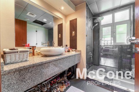 Villa de 4 dormitorios en Jumeirah Islands, UAE No. 74654 14
