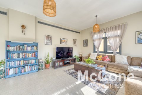 Apartment de 3 dormitorios en Greens, UAE No. 74656 5