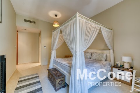 Apartment de 3 dormitorios en Greens, UAE No. 74656 14