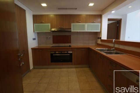 Квартира с 3 спальнями №102937 7