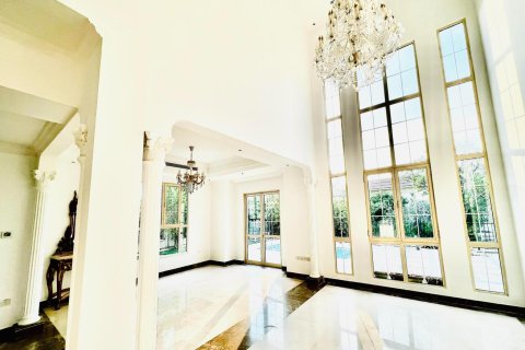 Villa de 4 chambres à Jumeirah Islands, UAE No. 102939 3
