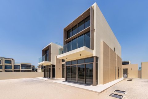 Villa de 5 chambres à Golf Place, UAE No. 102941 24