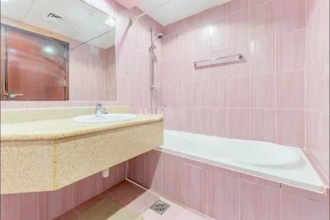 Вилла с 4 спальнями в Jumeirah Islands, ОАЭ №102938 12