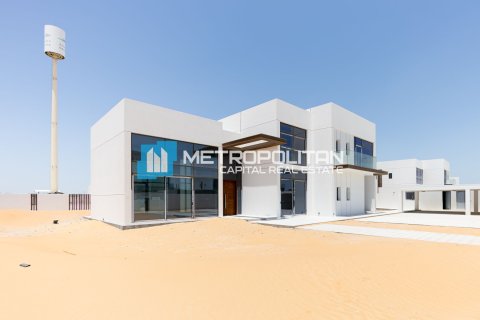 6 bedrooms Villa in Abu Dhabi, UAE No. 83279 24