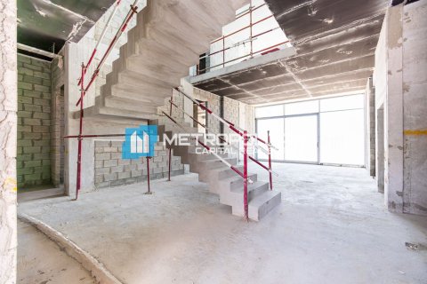 6 bedrooms Villa in Abu Dhabi, UAE No. 83279 9