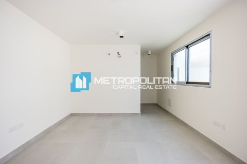 6 bedrooms Villa in Abu Dhabi, UAE No. 83279 14
