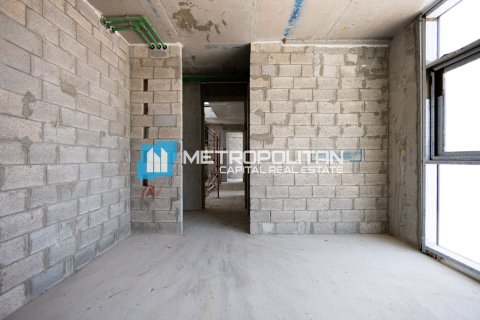 6 bedrooms Villa in Abu Dhabi, UAE No. 83279 8