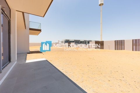 6 bedrooms Villa in Abu Dhabi, UAE No. 83279 23