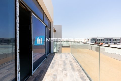 6 bedrooms Villa in Abu Dhabi, UAE No. 83279 3