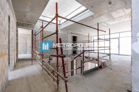 6 bedrooms Villa in Abu Dhabi, UAE No. 83279 7