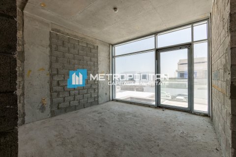 6 bedrooms Villa in Abu Dhabi, UAE No. 83279 11