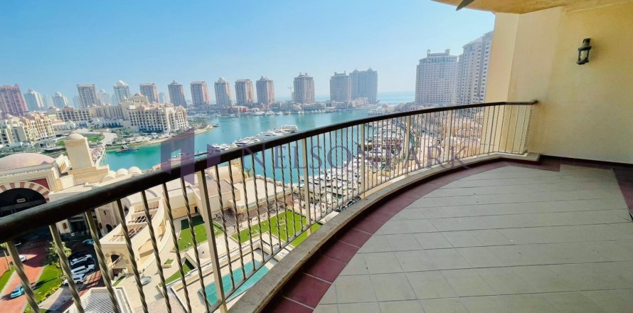 3 bedrooms Apartment in Doha, Qatar No. 57852