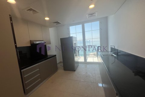 3 bedrooms Apartment in Doha, Qatar No. 57867 6