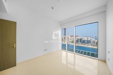 Квартира с 1 спальней в EMAAR Beachfront, ОАЭ №77876 12