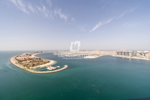 Квартира с 2 спальнями в EMAAR Beachfront, ОАЭ №77847 2