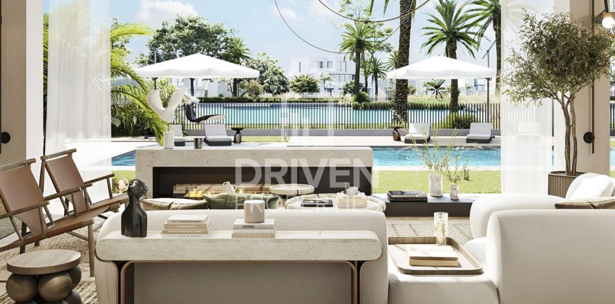 Villa de 4 dormitorios en Dubai, UAE No. 85041