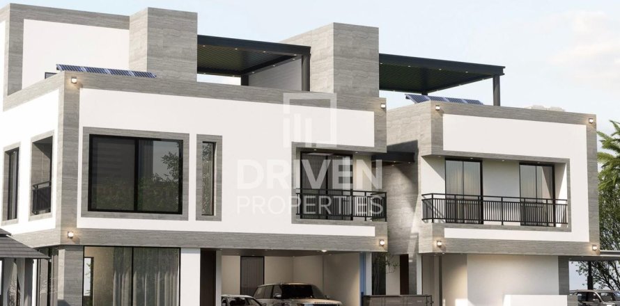 Villa de 3 dormitorios en Jumeirah Village Circle, UAE No. 85039