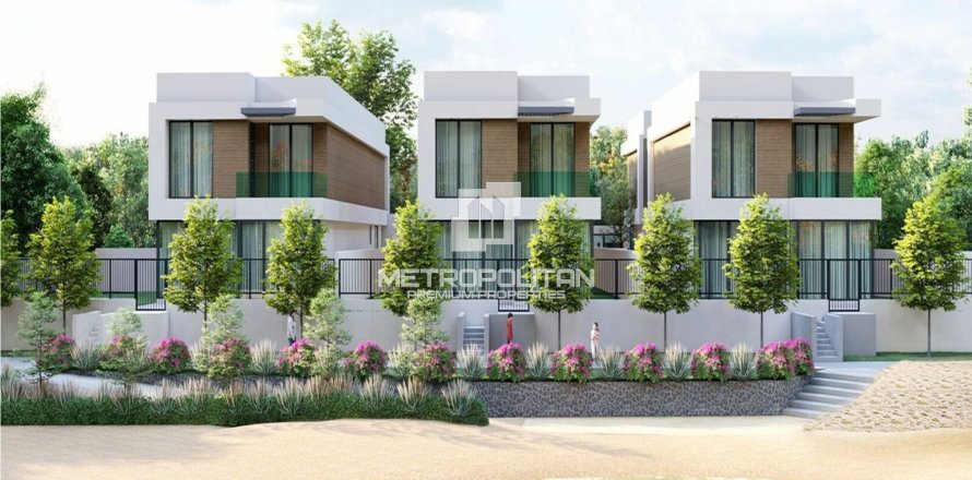 4 bedrooms Townhouse in Mina Al Arab, UAE No. 77755