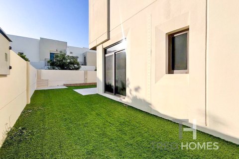 4 bedrooms Townhouse in Noor Townhouses, UAE No. 76417 6