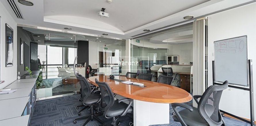 Office de 96.9m² en Jumeirah Lake Towers, UAE No. 102143