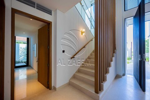 5 bedrooms Villa on the Saadiyat Island, UAE No. 91258 10