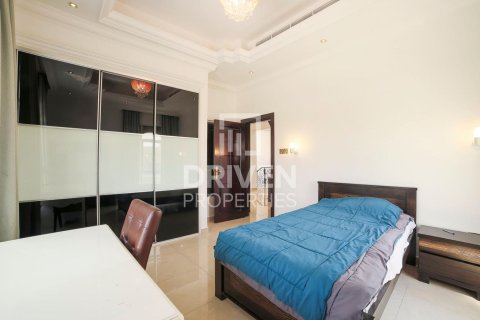 Villa de 6 chambres à Hacienda, UAE No. 84632 15