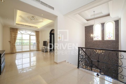 Villa de 6 chambres à Hacienda, UAE No. 84632 28