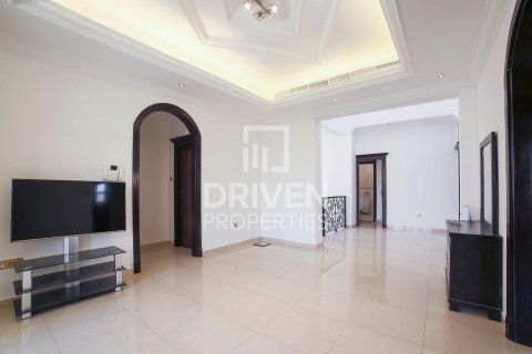 Villa de 6 chambres à Hacienda, UAE No. 84632 31
