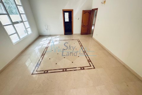 Villa de 5 dormitorios en Jumeirah, UAE No. 82723 17