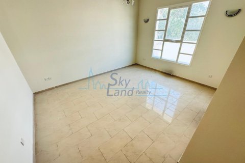 Villa de 5 dormitorios en Jumeirah, UAE No. 82723 16