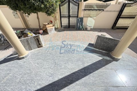 Villa de 5 dormitorios en Jumeirah, UAE No. 82723 7