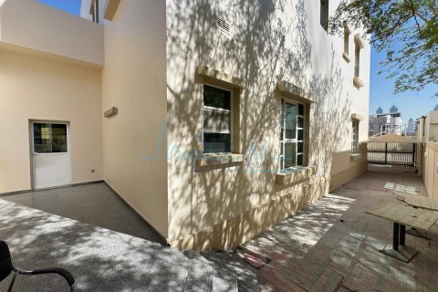 Villa de 5 dormitorios en Jumeirah, UAE No. 82723 5