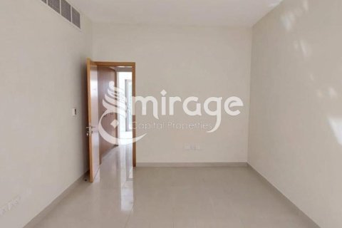 Townhouse de 5 dormitorios en Al Raha Gardens, UAE No. 81620 3