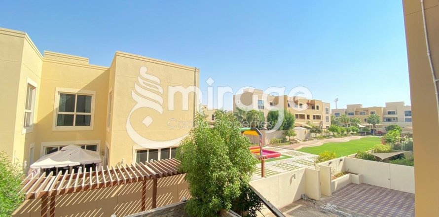 Townhouse de 4 dormitorios en Al Raha Gardens, UAE No. 81621