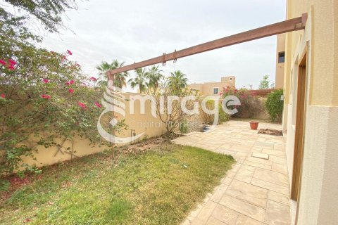 Townhouse de 4 dormitorios en Al Raha Gardens, UAE No. 81621 11