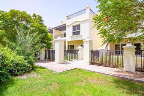Townhouse de 4 dormitorios en Al Hamra Village, UAE No. 75298 1