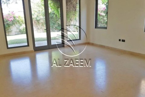 Villa de 5 dormitorios en  Saadiyat Island, UAE No. 90655 3