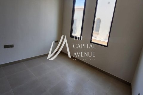 3 bedrooms Townhouse in Khalifa City, UAE No. 86424 4