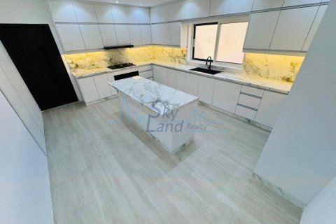 Villa de 5 dormitorios en Jumeirah, UAE No. 102963 6